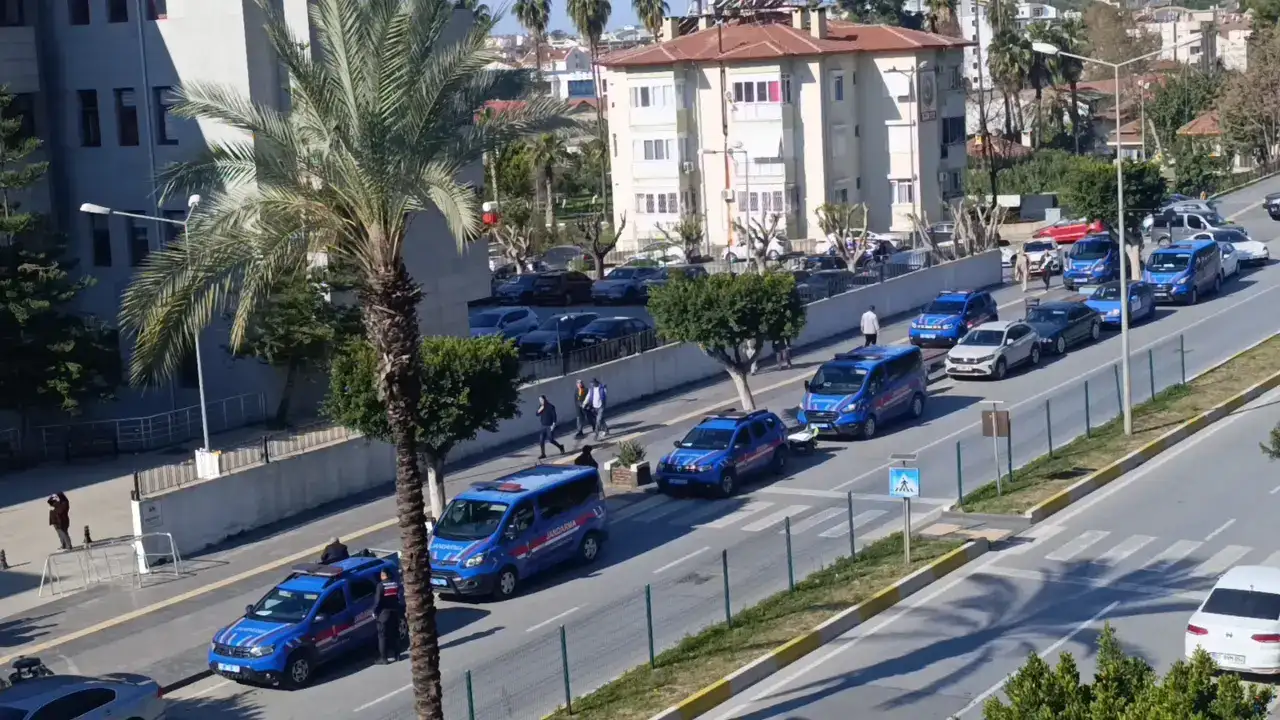 manavgat-belediyesinde-sukru-sozen-doneminden-12-tutuklama-daha