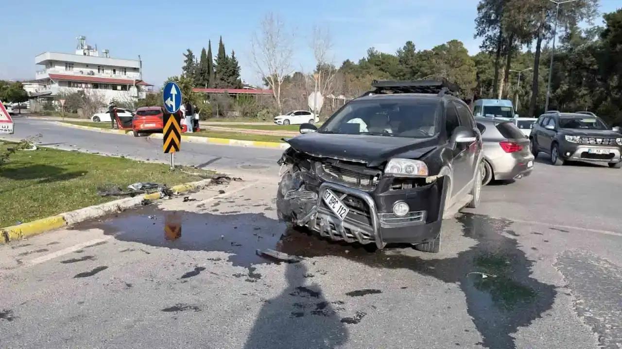 manavgat-gune-kazalarla-basladi