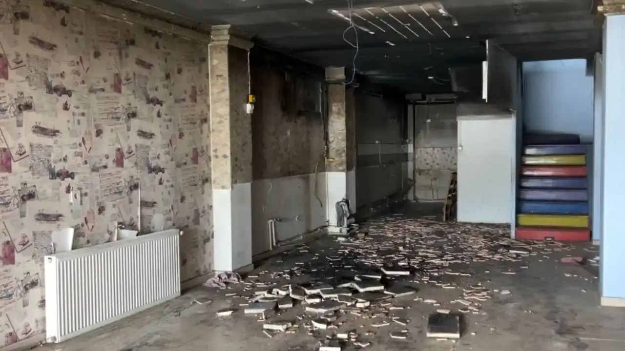 4-yillik-kiraci-arkasinda-enkaz-birakti