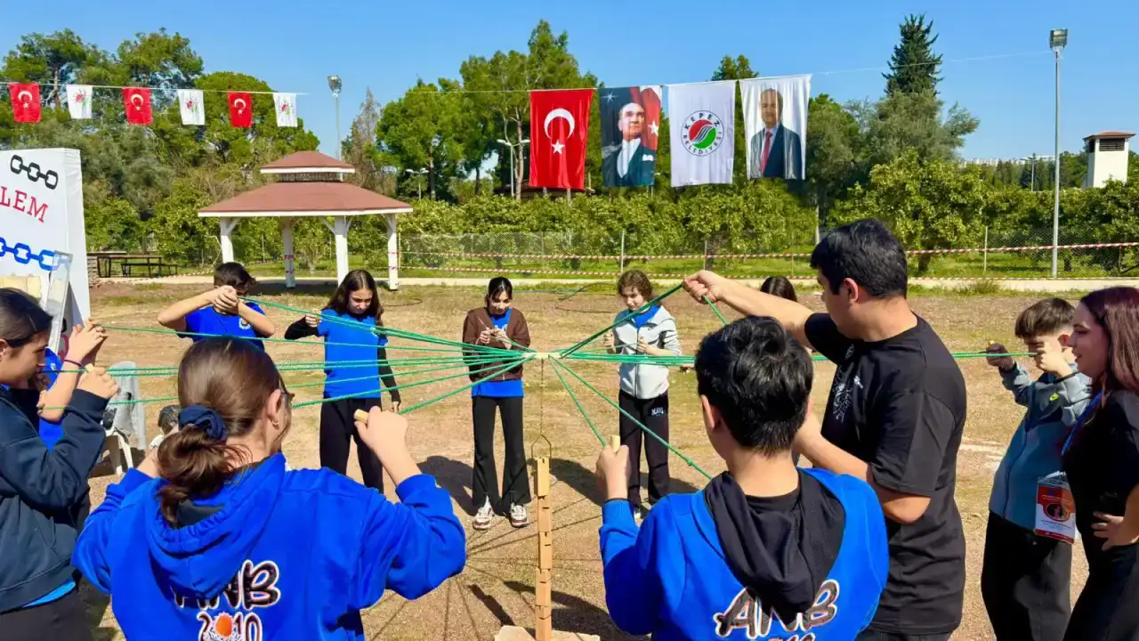 antalya-bilim-merkezinde-pi-sayisi-kutlandi