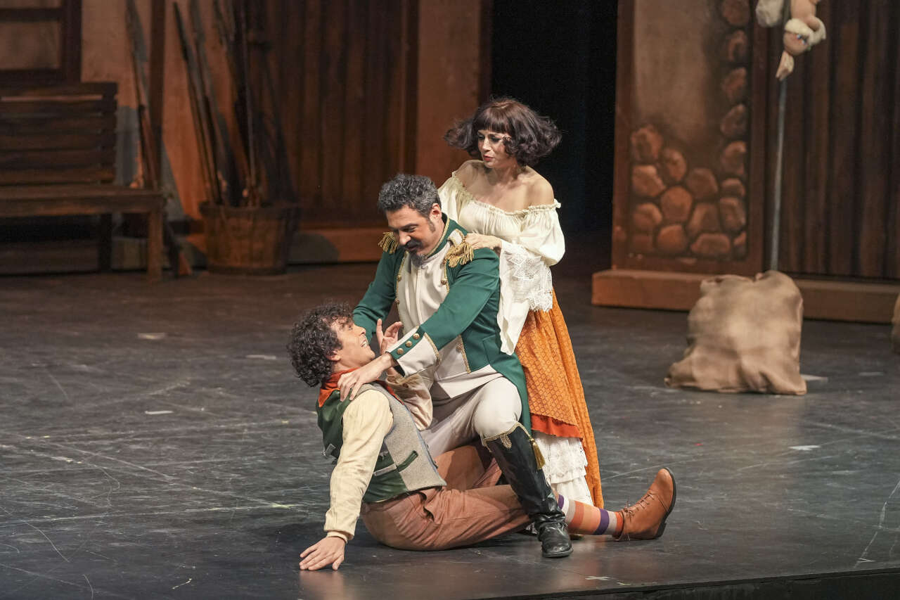 antalya-dobda-ask-iksiri-yeniden-sahnede