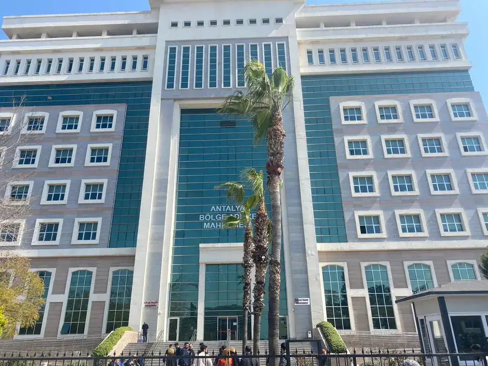 antalya-buyuksehir-davasinda-ikinci-gun-tutuksuz-saniklar-savunmada