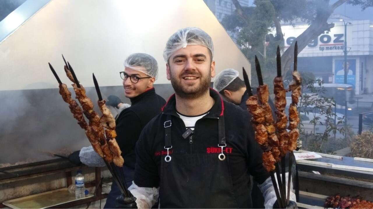 gaziantep-lezzetleri-antalyaya-geliyor-cam-piramitte-gastronomi-soleni