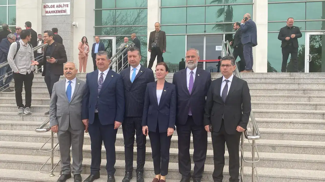 antalya-buyuksehir-davasinda-3