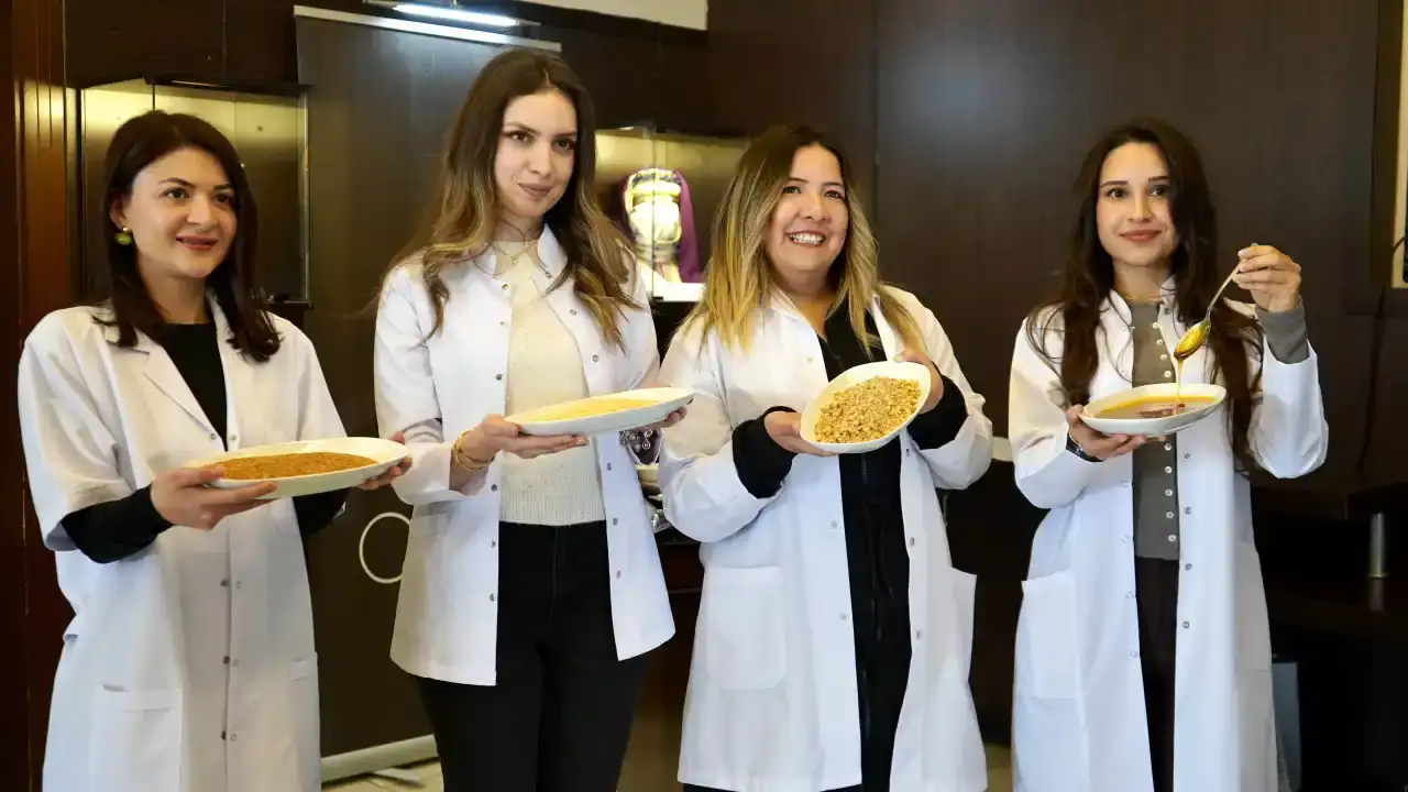 antalyada-bayram-sofralarina-selcuklu-dokunusu