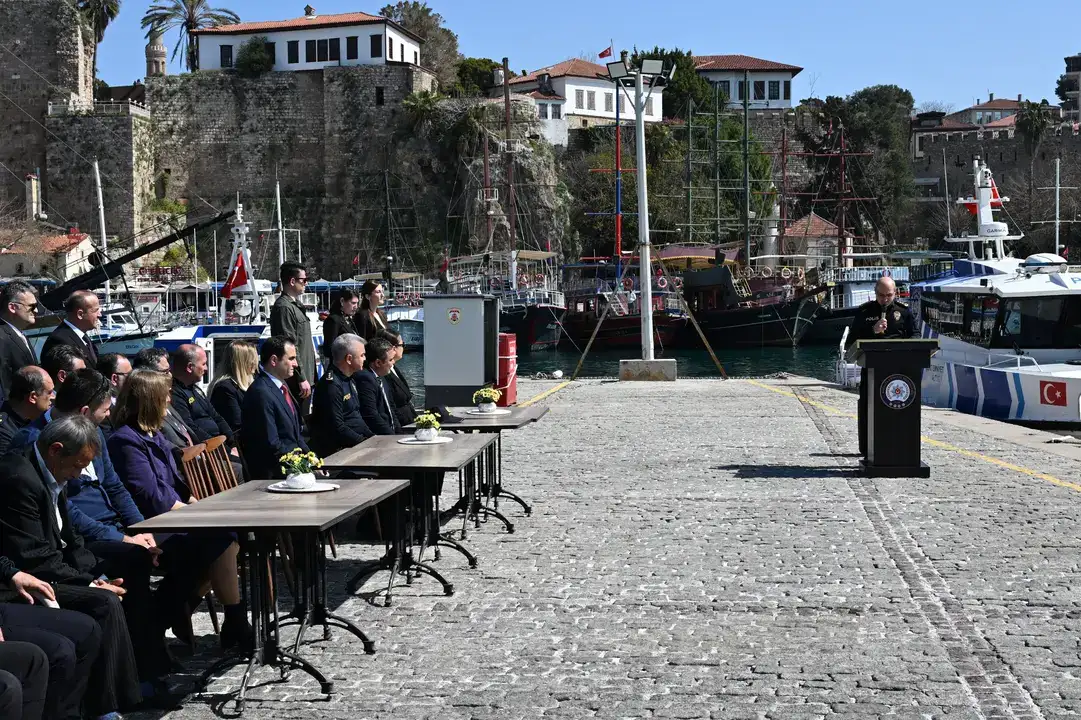 sehit-veysel-ozkayacanin-adi-akdenizde-yasayacak