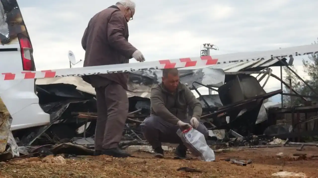 antalyada-yangin-5i-cocuk-6-kisi-hayatini-kaybetmisti-sera-sahibi-tutuklandi