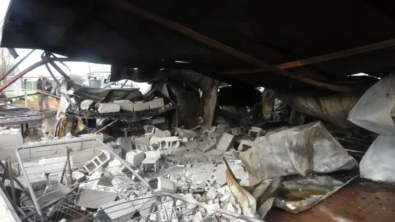 antalyada-yangin-5i-cocuk-6-kisi-hayatini-kaybetmisti-sera-sahibi-tutuklandi