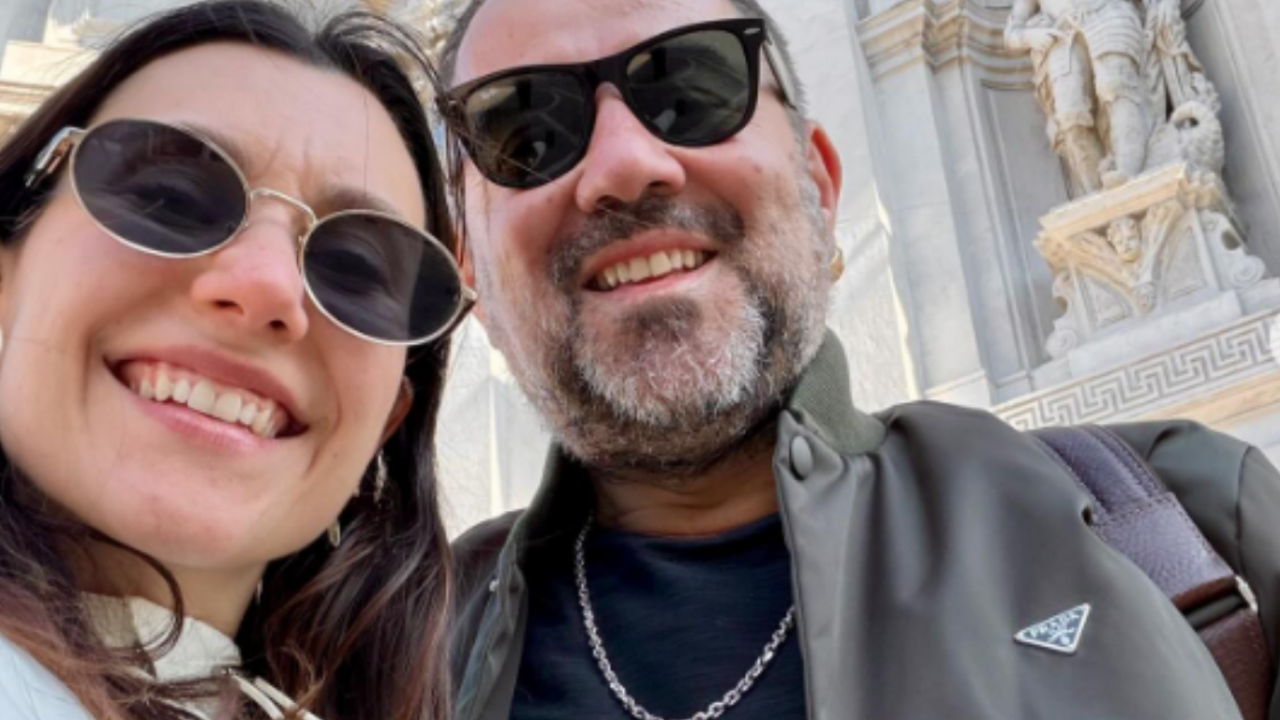 venedikte-ask-baskadir-ata-demirerden-romantik-gondol-pozlari