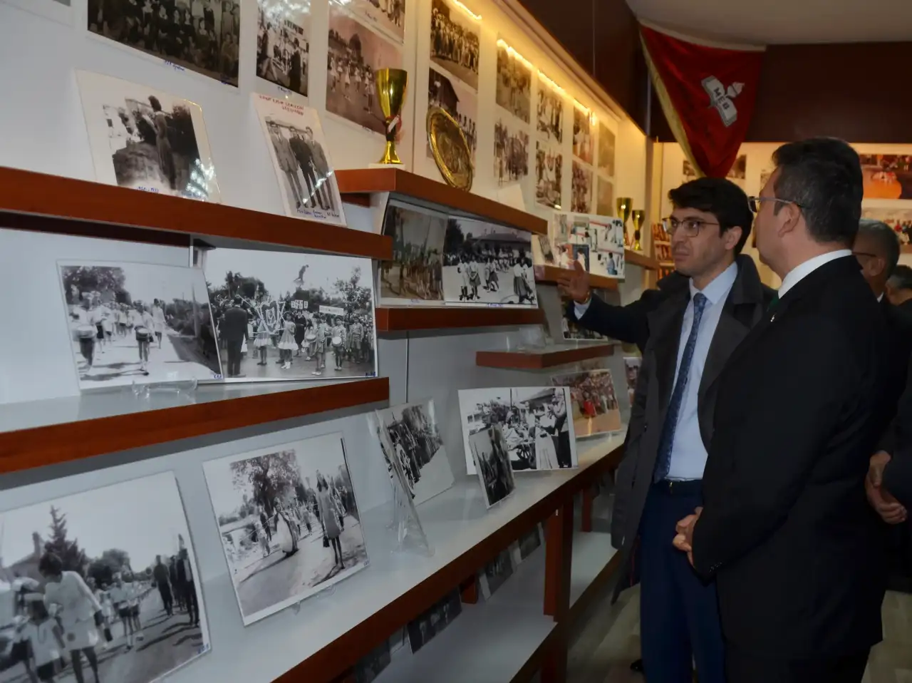 serikin-egitim-tarihinin-70-yillik-arsivi-acildi