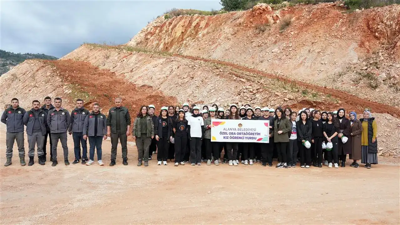 alanyada-yanginlarin-izini-silecek-seferberlik-kizilcamlar-umut-oldu