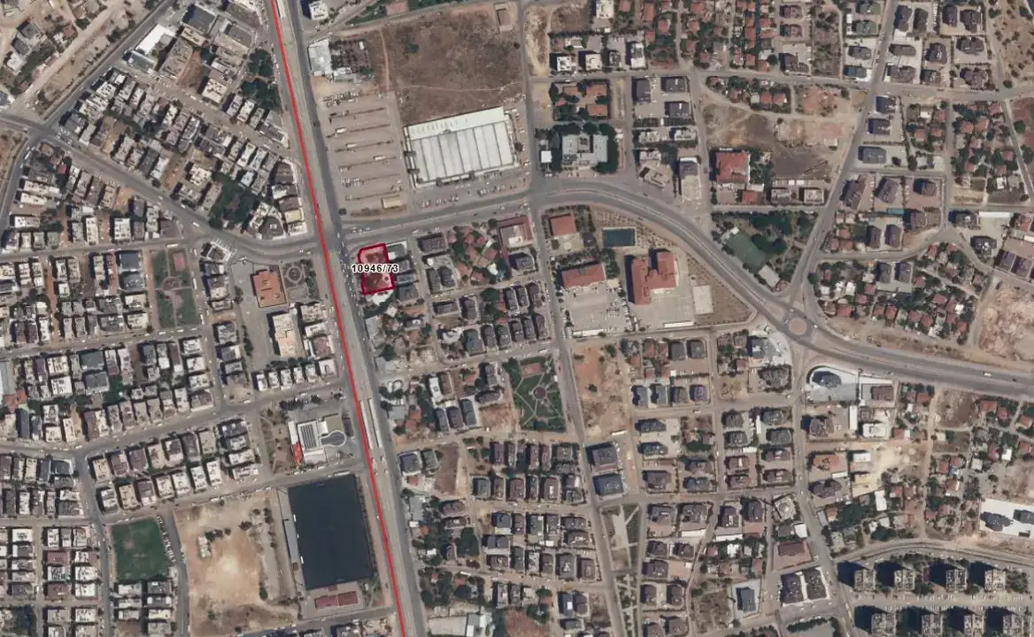 antalyada-kuyucu-murad-pasa-vakif-arazisi-50-milyon-tlden-ihaleye-cikiyor