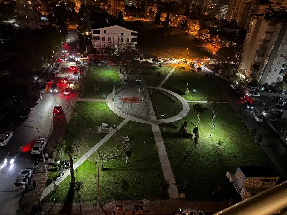 doner-bicakli-saldiri-olmustu-muratpasa-fenerde-gece-operasyonlari