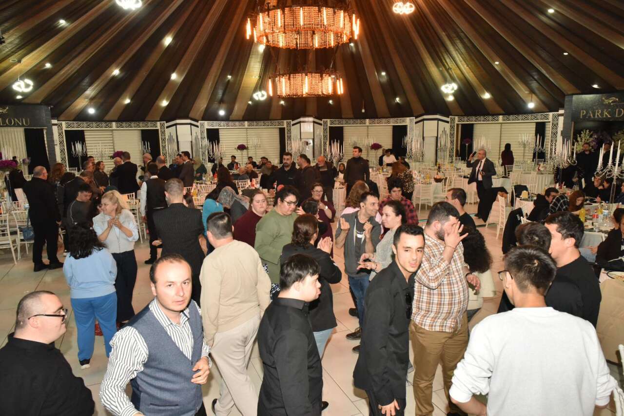 kepezde-sevgi-dolu-bulusma