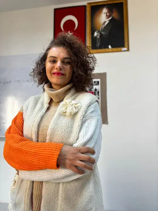 akdeniz-universitesi-ogrencileri-serikteki-koy-okulunu-yeniledi