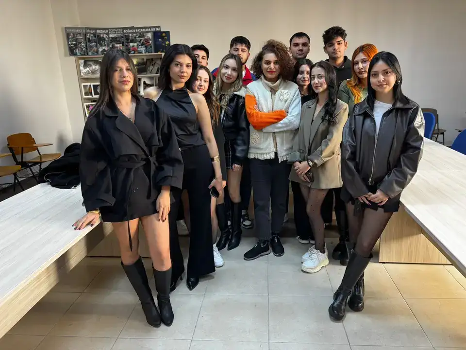 akdeniz-universitesi-ogrencileri-serikteki-koy-okulunu-yeniledi