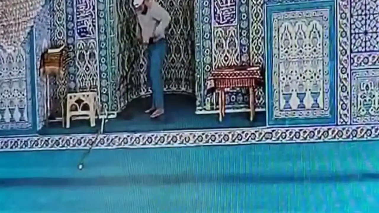 antalya-da-cezaevinden-izinli-cikti-bursada-3-camideki-ses-sistemlerine-zarar-verdi