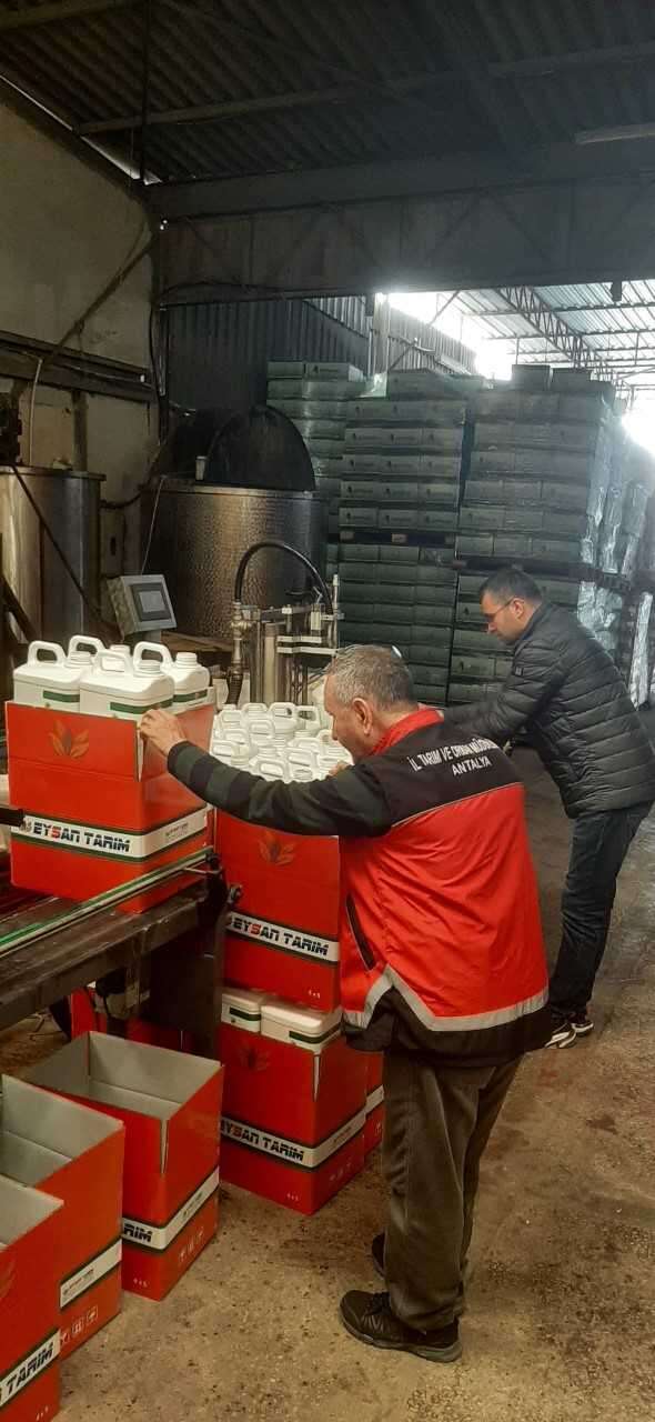 antalyada-gubre-denetimleri-sikilasti