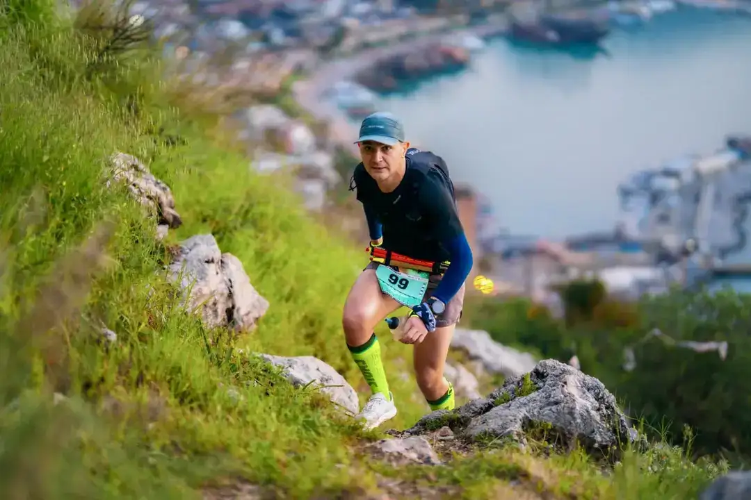 akdenizden-toroslara-5-rota-alanya-ultra-trail-2026-kizilkuleden-start-aldi