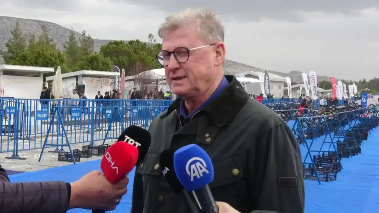 burdur-salda-duatlonunda-zor-anlar-yasandi-siddetli-ruzgar-cadirlari-ucurdu