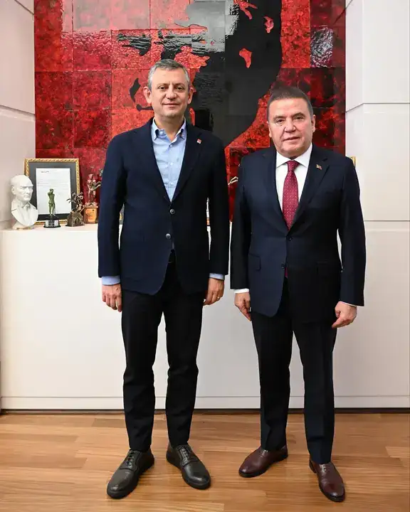 ozgur-ozel-muhittin-bocek