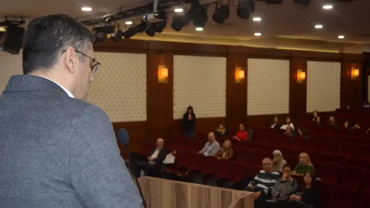 konyaaltinda-bipolar-bozukluk-mercek-altinda