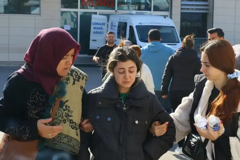 antalyada-esini-oldurmustu-aldatilma-iddiasi-sonrasi-dna-incelemesi-yapilacak