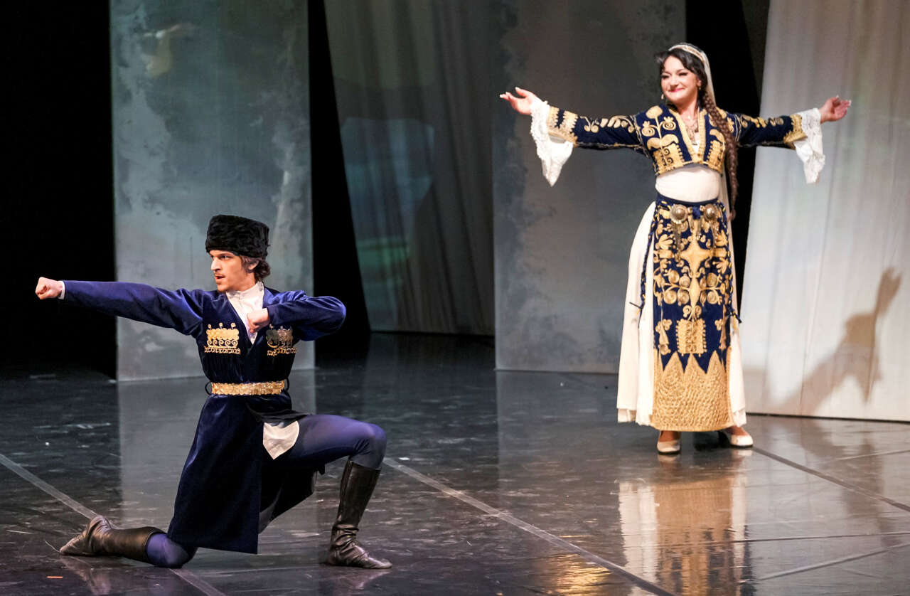 antalyada-nefes-kesen-gosteri-anadolu-ezgileri-modern-sahneyle-bulustu