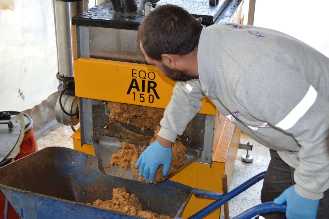 konyaaltinda-sifir-atik-hamlesi-otel-yemekleri-can-dostlara-mama-oluyor