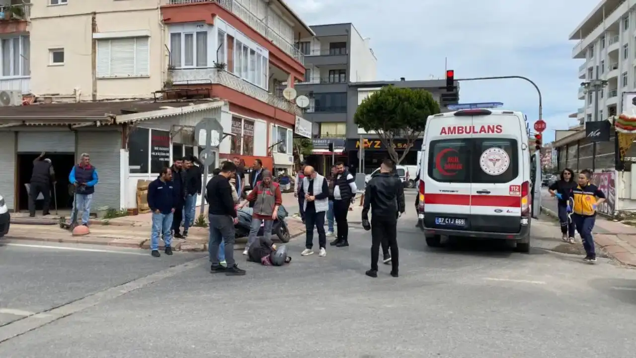 serikte-annesine-carpip-kacan-surucuyu-gozyaslari-icinde-babasina-sikayet-etti