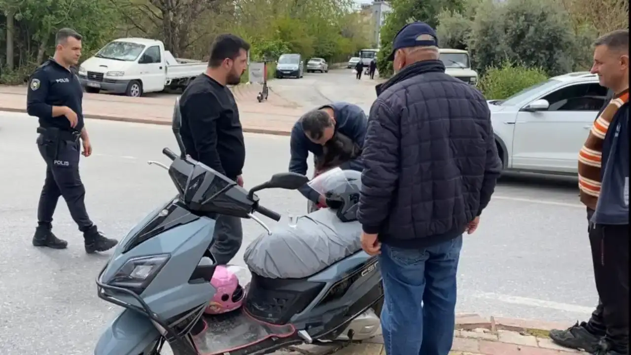 serikte-annesine-carpip-kacan-surucuyu-gozyaslari-icinde-babasina-sikayet-etti