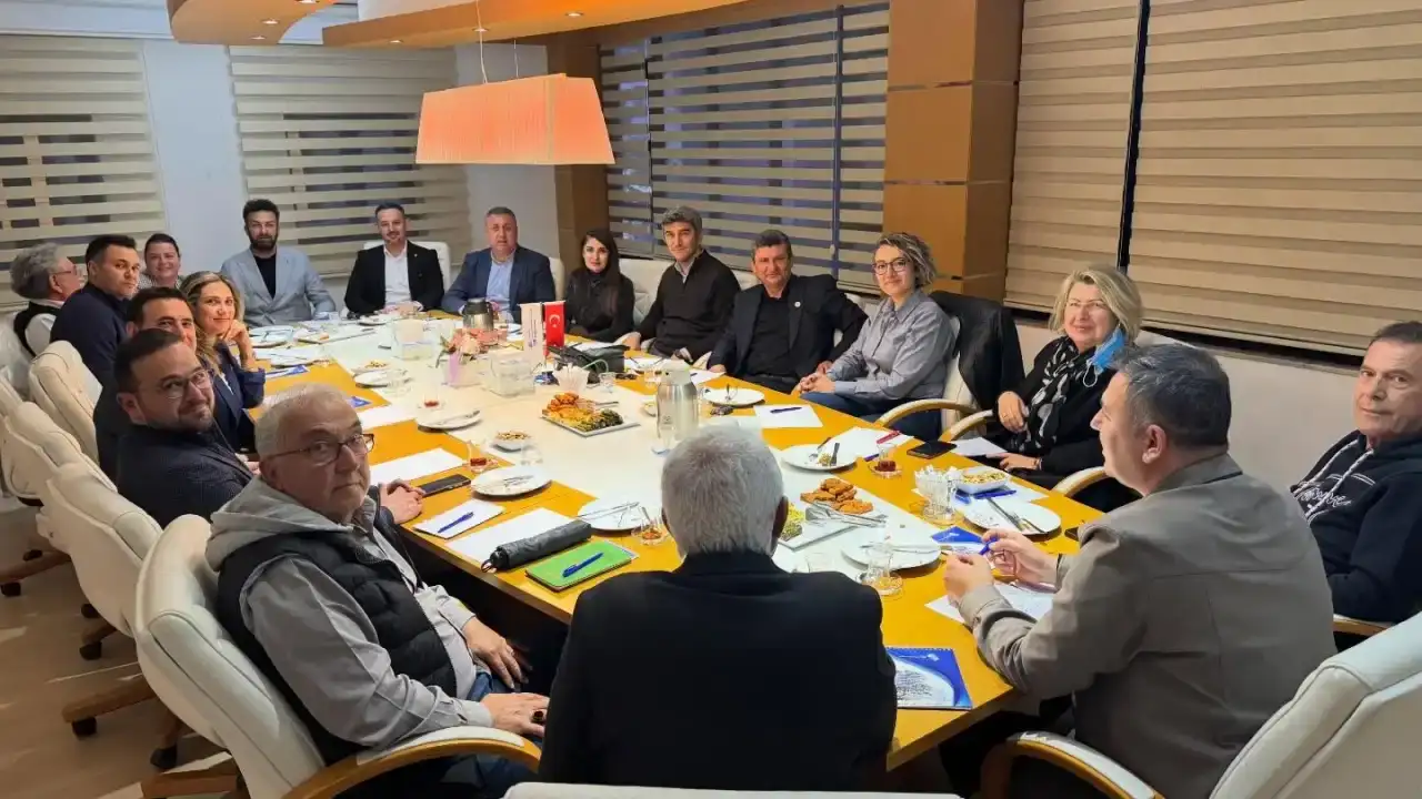 antalya-ikkda-gorev-degisimi-yasandi-sekreterlik-emodan-jmoya-gecti