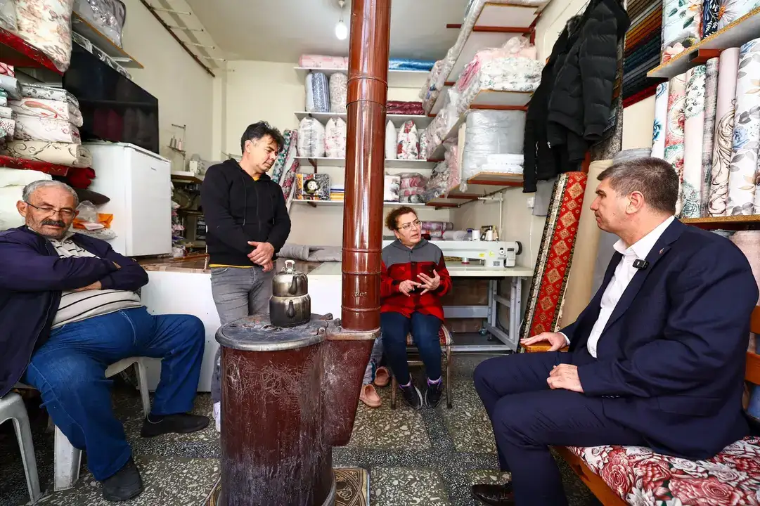 ayda-50-yorgan-dikse-bile-yetmiyor-baskan-ercengizden-burdurun-tek-kadin-yorgancisina-ziyaret