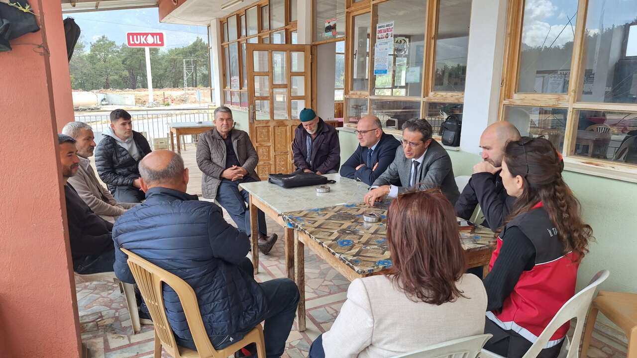 finikeli-ureticilere-sigorta-kalkani-tarsim-uzmanlari-sahaya-indi