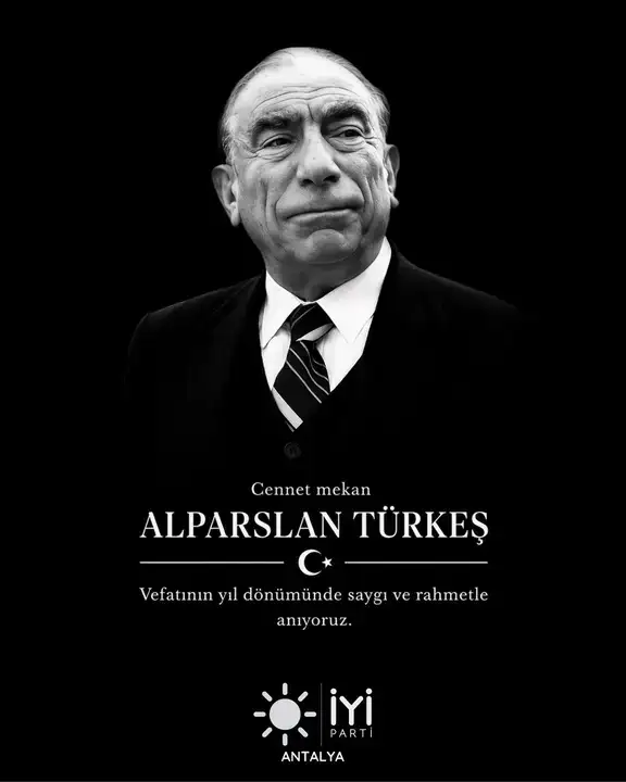 iyi-parti-antalyadan-alparslan-turkes-icin-anma-programi