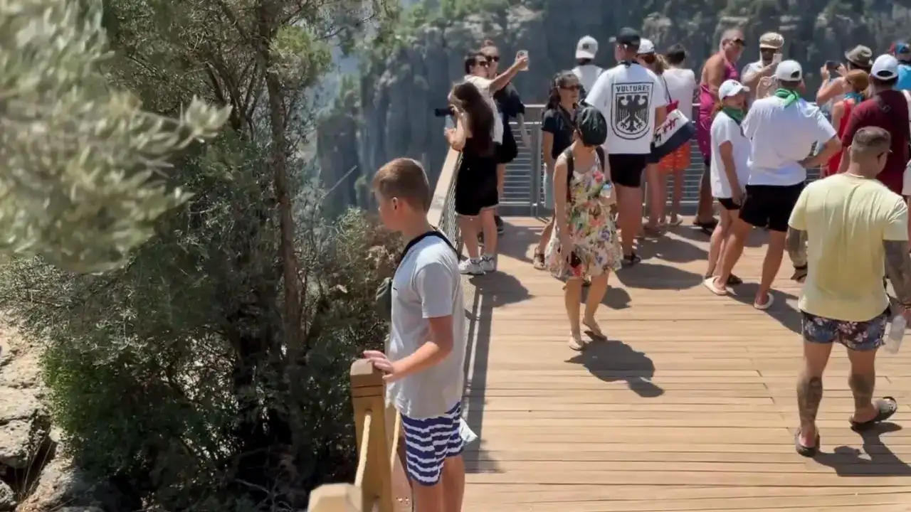milli-parklardan-antalyanin-doga-harikasi-tazi-kanyonuna-davet