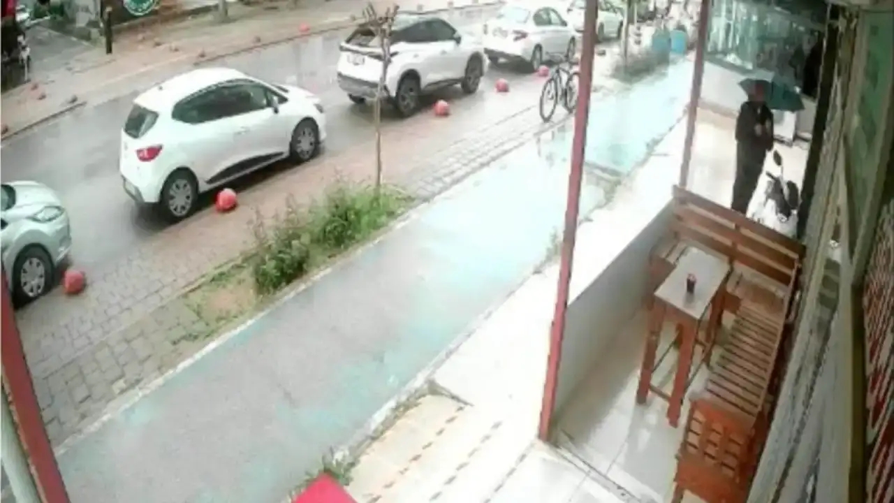 serikte-pes-dedirten-hirsizlik-caldigi-bisikletle-gelip-motosikletle-kacti