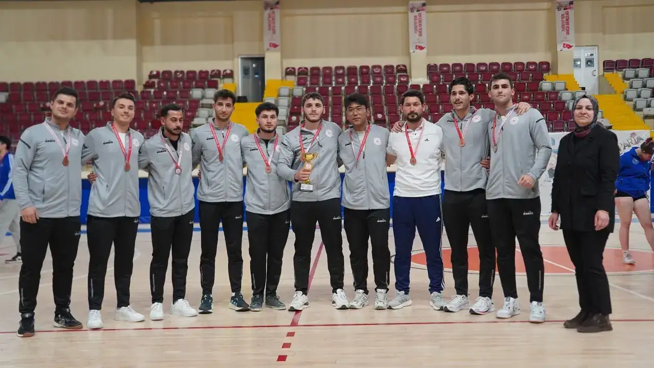 yurtlig-akdeniz-sampiyonu-antalya-kyk-yurdu-ogrencileri-turkiye-finallerinde