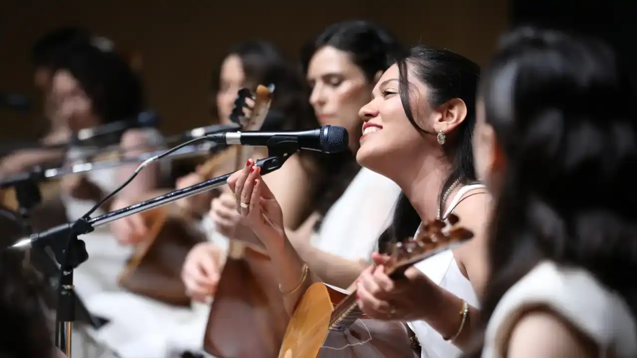 antalyada-kadin-kadina-turkuler-ruzgari