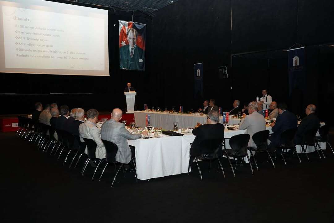 grubumuzun-bu-haftaki-toplantisinin-konugu-antalya-buyuksehir-belediyesi-turizm-danismani-osman-1