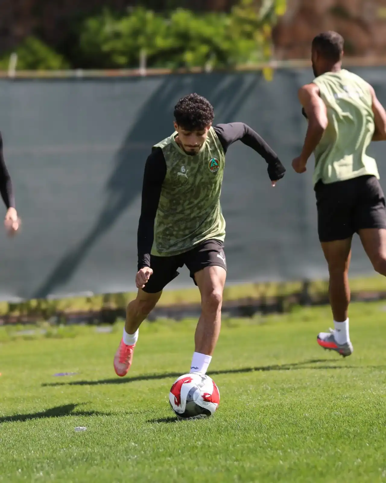 alanyaspor-teknik-direktoru-pereira-eski-takimi-trabzonsporu-konuk-edecek