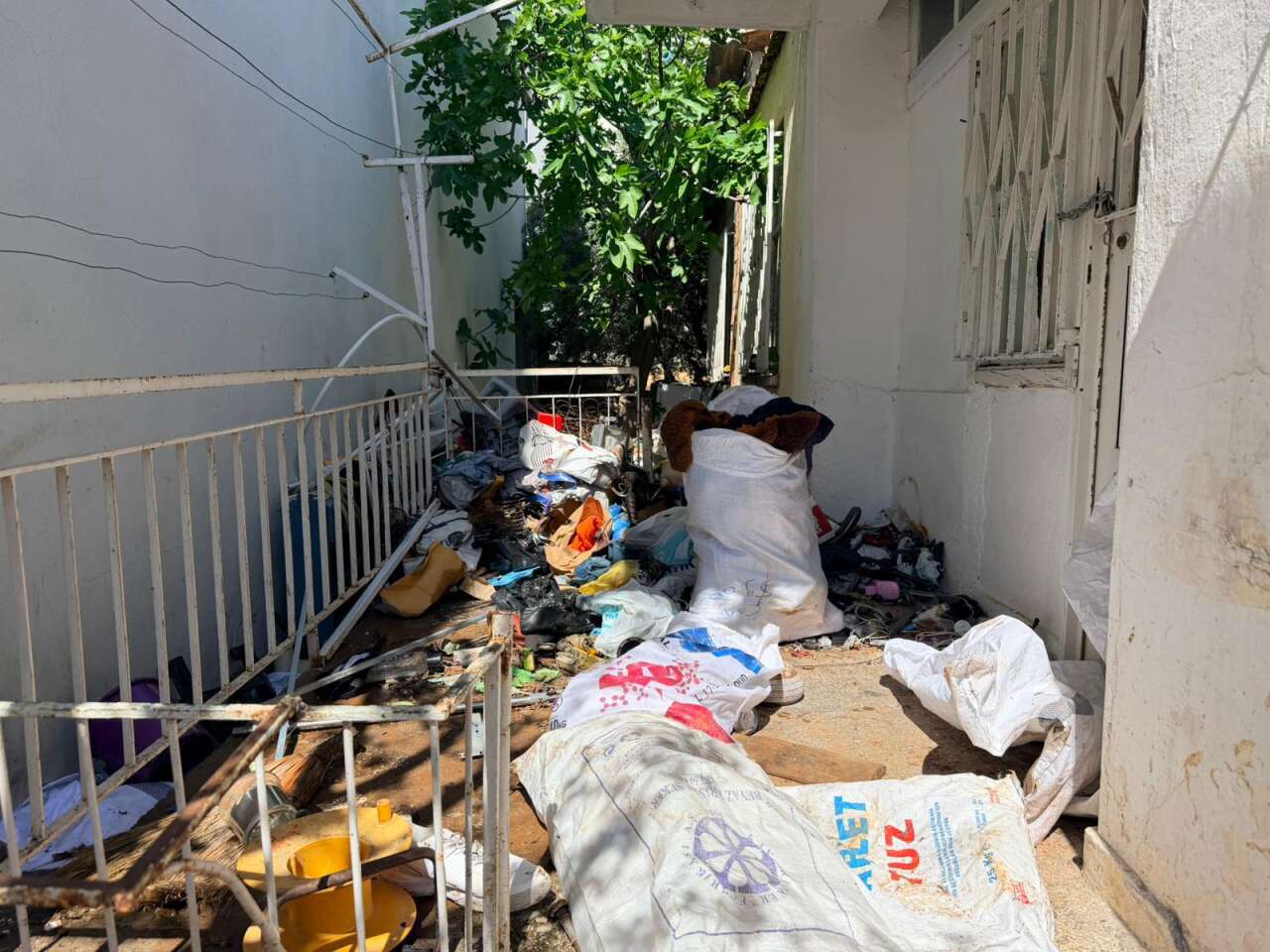 kepezde-sok-eden-cop-ev-3-yilda-20-kamyon-atik