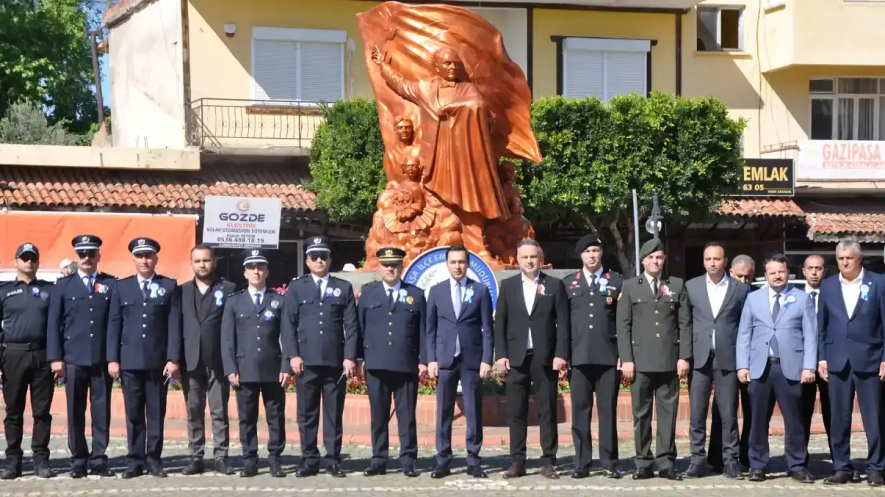 antalya-ilcelerinde-tek-yurek-181inci-gurur-tablosu