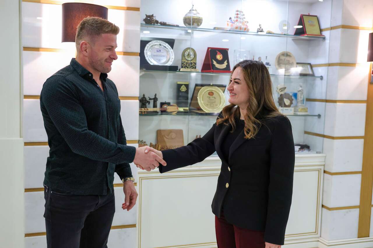 antalyanin-devleri-tek-yurek-altin-kemer-sozu-verildi