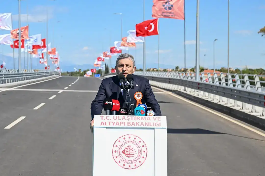 dosemealti-trafiginde-yeni-donem-altinkale-kavsagi-acildi