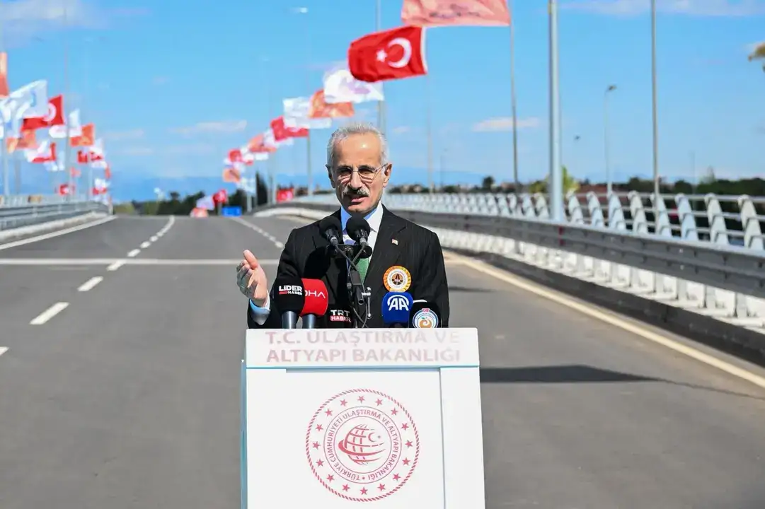 dosemealti-trafiginde-yeni-donem-altinkale-kavsagi-acildi