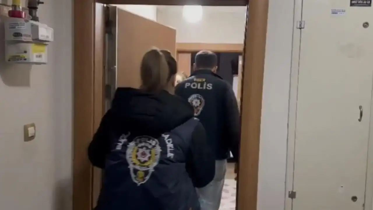 antalya-dahil-22-ilde-25-milyar-tllik-yasa-disi-bahis-operasyonu-86-tutuklama