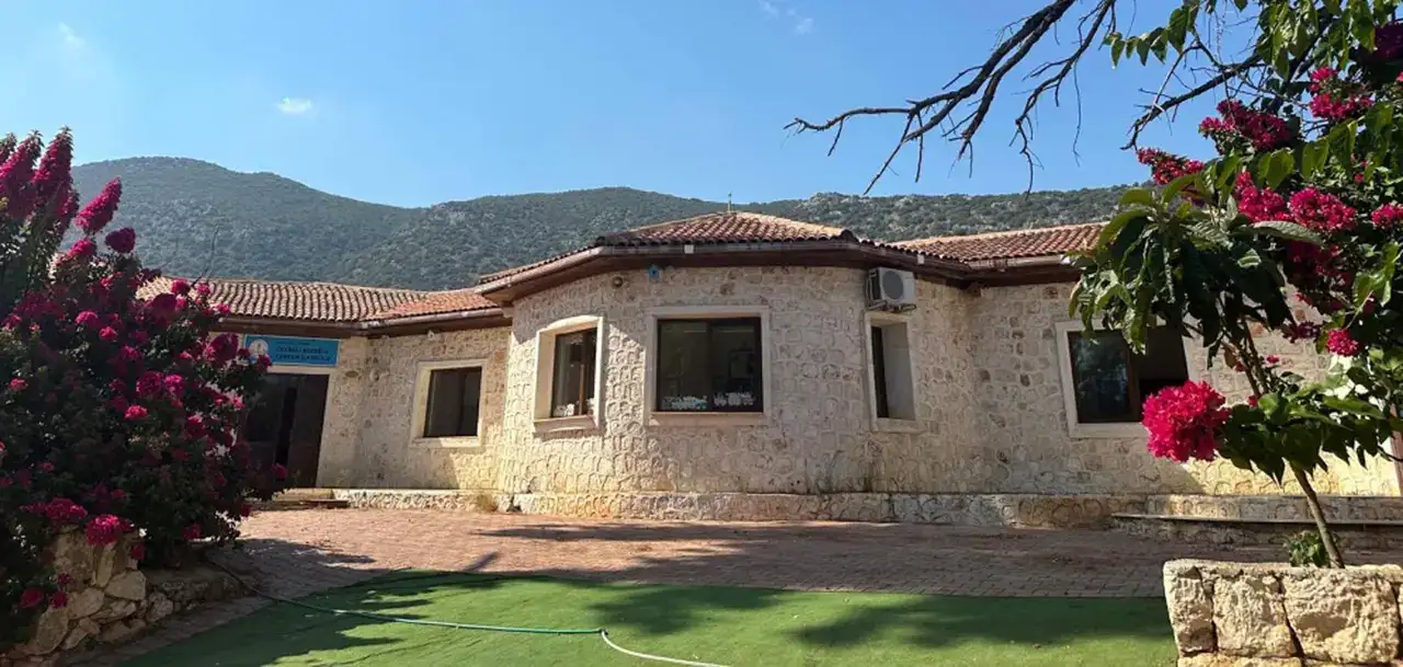 demrede-mufredat-krizi-ilkokul-ogretmeni-hakkinda-inceleme-baslatildi