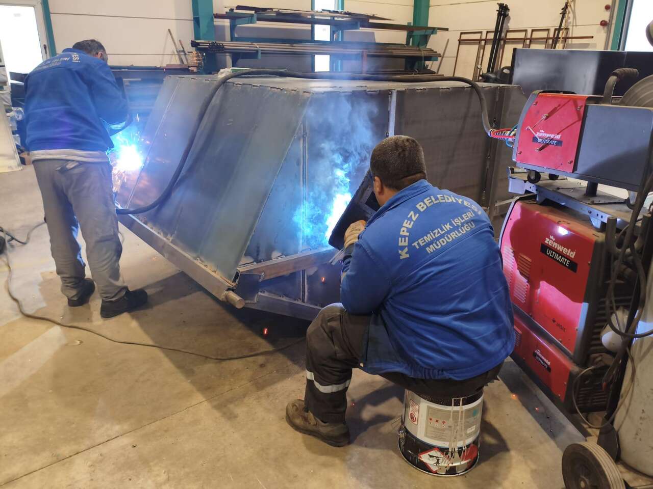 kepez-kendi-uretiyor-kendi-yeniliyor-bayrama-ozel-dev-konteyner-seferberligi