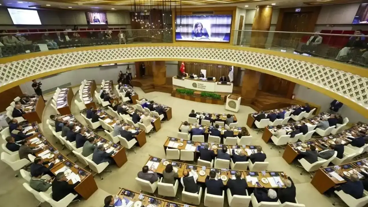 antalya-buyuksehir-meclisinde-secim-gundemi-divan-ve-baskan-vekillikleri-belirlendi